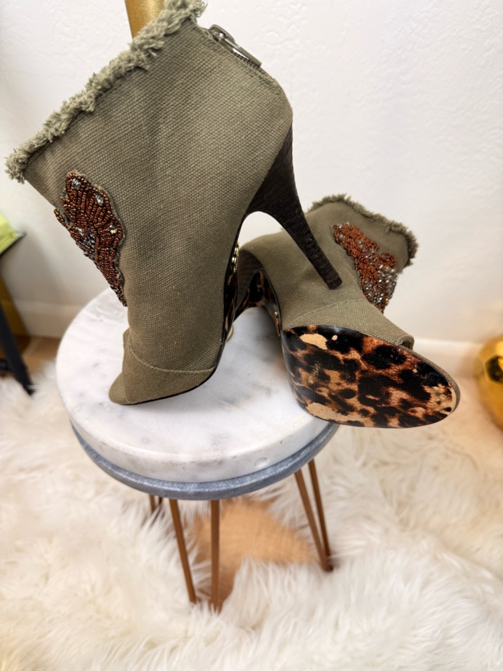 Rare Vintage Betsey Johnson Beaded Peep Toe Booties Indie/Military/ Grunge Sz 8